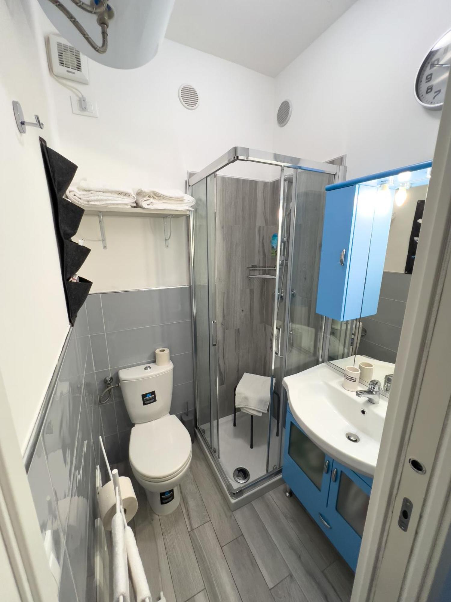 Casa Carlotta Apartment San Bartolomeo Al Mare Bagian luar foto