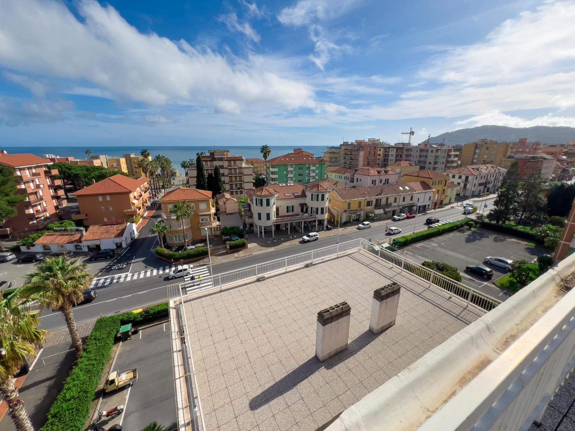 Casa Carlotta Apartment San Bartolomeo Al Mare Bagian luar foto